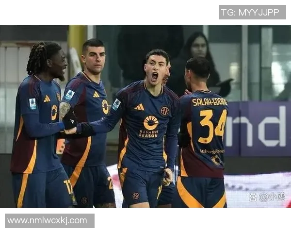 中国国家队与香港足球队激战正酣期待精彩对决揭开新篇章