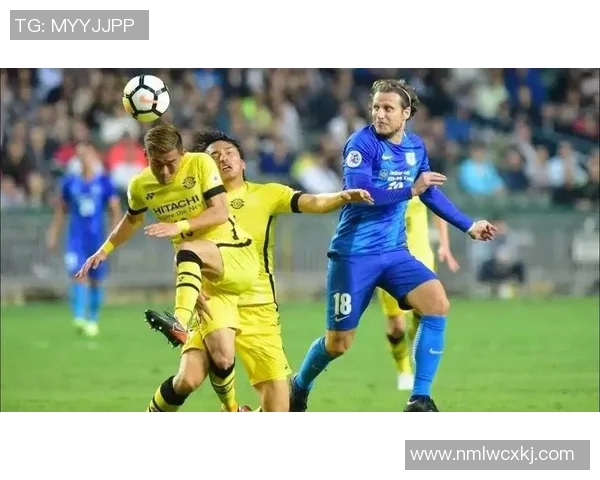 广岛三箭迎战福冈黄蜂争夺联赛关键三分全力以赴展现球队风采