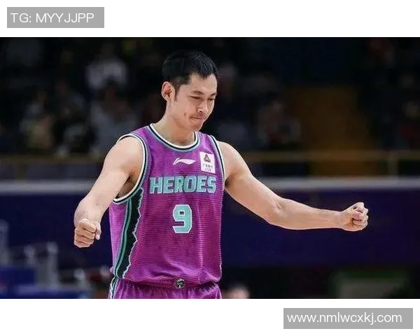 张庆鹏的篮球之路:从青涩少年到职业球员的奋斗与荣耀 张庆鹏的篮球之路:从青涩少年到职业球员的奋斗与荣耀